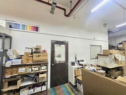 Lian Cheong Industrial Building (D19), Factory #477627751